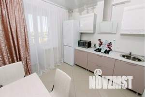 1-к квартира, посуточно, 40м2, 7/8 этаж