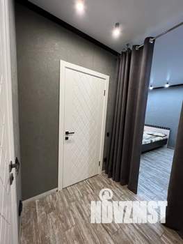 1-к квартира, посуточно, 38м2, 1/19 этаж