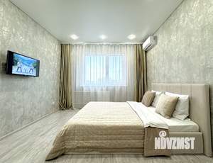 1-к квартира, посуточно, 44м2, 1/1 этаж