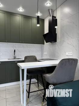 1-к квартира, посуточно, 44м2, 4/15 этаж