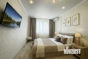 1-к квартира, посуточно, 45м2, 19/25 этаж