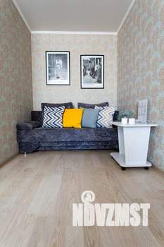 1-к квартира, посуточно, 40м2, 3/9 этаж