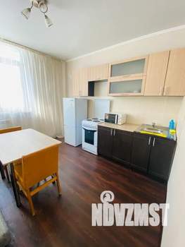 1-к квартира, посуточно, 42м2, 3/17 этаж