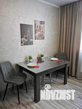 1-к квартира, посуточно, 39м2, 2/17 этаж