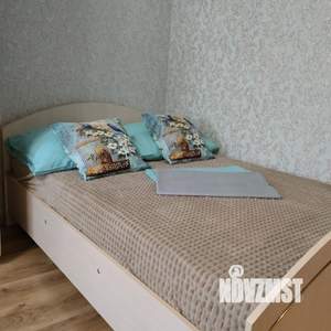 1-к квартира, посуточно, 32м2, 3/5 этаж