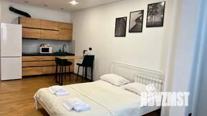 Студия квартира, посуточно, 36м2, 3/18 этаж