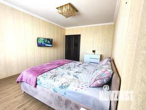 2-к квартира, посуточно, 75м2, 1/1 этаж