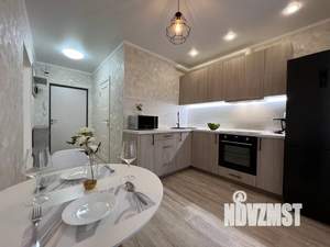 1-к квартира, посуточно, 42м2, 14/14 этаж