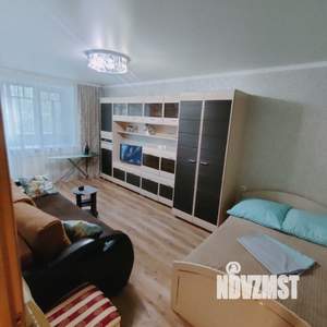 1-к квартира, посуточно, 32м2, 3/5 этаж