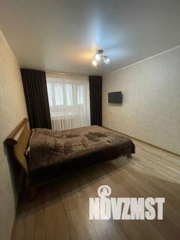 1-к квартира, посуточно, 36м2, 2/9 этаж