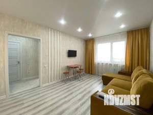 1-к квартира, посуточно, 40м2, 1/1 этаж