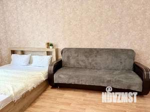 1-к квартира, посуточно, 37м2, 3/18 этаж