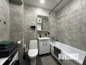 Студия квартира, посуточно, 28м2, 1/17 этаж