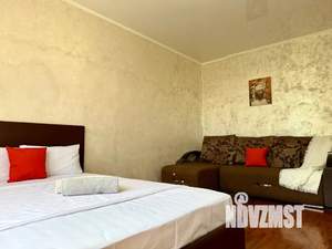 1-к квартира, посуточно, 37м2, 4/10 этаж