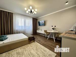 Студия квартира, посуточно, 35м2, 21/24 этаж
