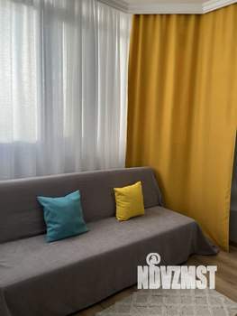 1-к квартира, посуточно, 40м2, 10/17 этаж