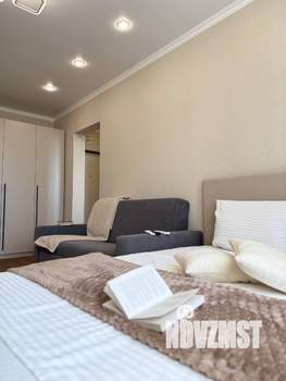 1-к квартира, посуточно, 42м2, 11/17 этаж