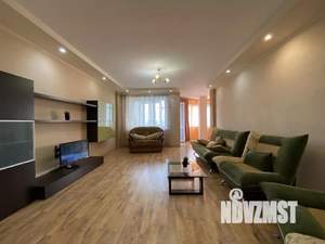 2-к квартира, посуточно, 95м2, 1/1 этаж