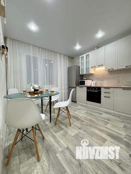 1-к квартира, посуточно, 44м2, 1/1 этаж