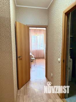 1-к квартира, посуточно, 38м2, 3/18 этаж