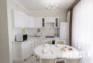 1-к квартира, посуточно, 50м2, 1/1 этаж