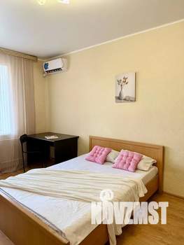 1-к квартира, посуточно, 48м2, 2/18 этаж