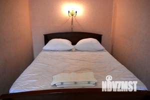 1-к квартира, посуточно, 43м2, 9/16 этаж