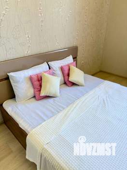 1-к квартира, посуточно, 42м2, 6/10 этаж