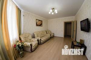 2-к квартира, посуточно, 65м2, 3/12 этаж