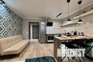 1-к квартира, посуточно, 37м2, 8/17 этаж