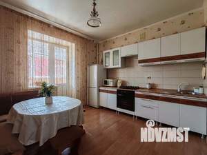 2-к квартира, посуточно, 68м2, 1/1 этаж
