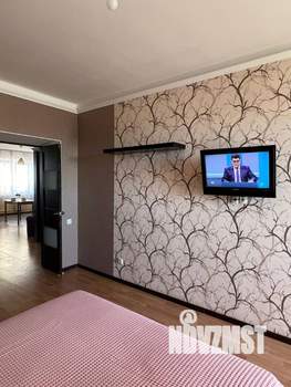 2-к квартира, посуточно, 70м2, 4/10 этаж