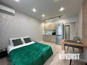 Студия квартира, посуточно, 28м2, 1/17 этаж