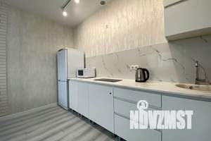 1-к квартира, посуточно, 40м2, 9/17 этаж