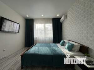 1-к квартира, посуточно, 40м2, 14/17 этаж