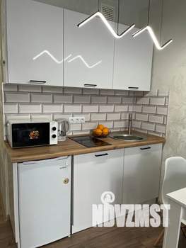 Студия квартира, посуточно, 28м2, 10/18 этаж