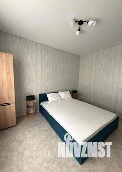 1-к квартира, посуточно, 38м2, 10/18 этаж