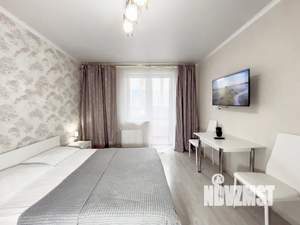 Студия квартира, посуточно, 28м2, 3/17 этаж