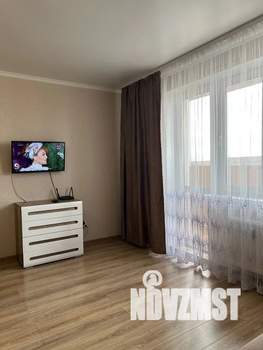 Студия квартира, посуточно, 36м2, 13/17 этаж