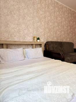 1-к квартира, посуточно, 38м2, 3/18 этаж