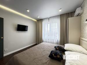 1-к квартира, посуточно, 44м2, 4/15 этаж