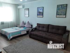 1-к квартира, посуточно, 43м2, 4/10 этаж