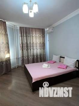 1-к квартира, посуточно, 60м2, 10/18 этаж