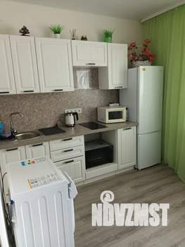 1-к квартира, посуточно, 34м2, 8/17 этаж