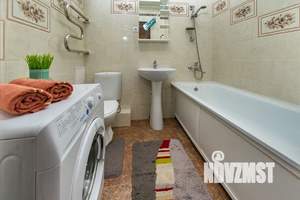 1-к квартира, посуточно, 43м2, 10/12 этаж