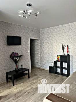 2-к квартира, посуточно, 45м2, 1/2 этаж