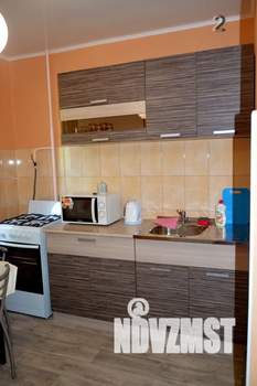 1-к квартира, посуточно, 38м2, 3/9 этаж