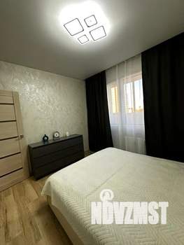 2-к квартира, посуточно, 38м2, 4/17 этаж