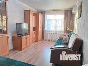 1-к квартира, посуточно, 34м2, 4/14 этаж