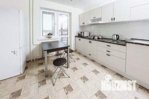 1-к квартира, посуточно, 65м2, 1/1 этаж